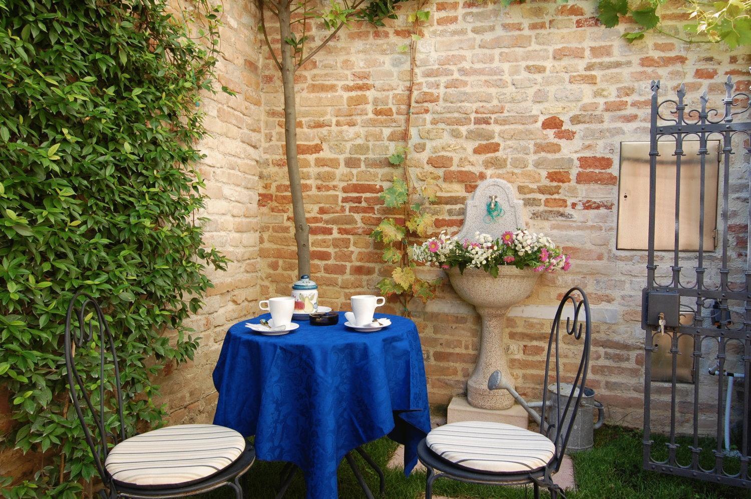 Santa Margherita Guest House Venice Exterior photo